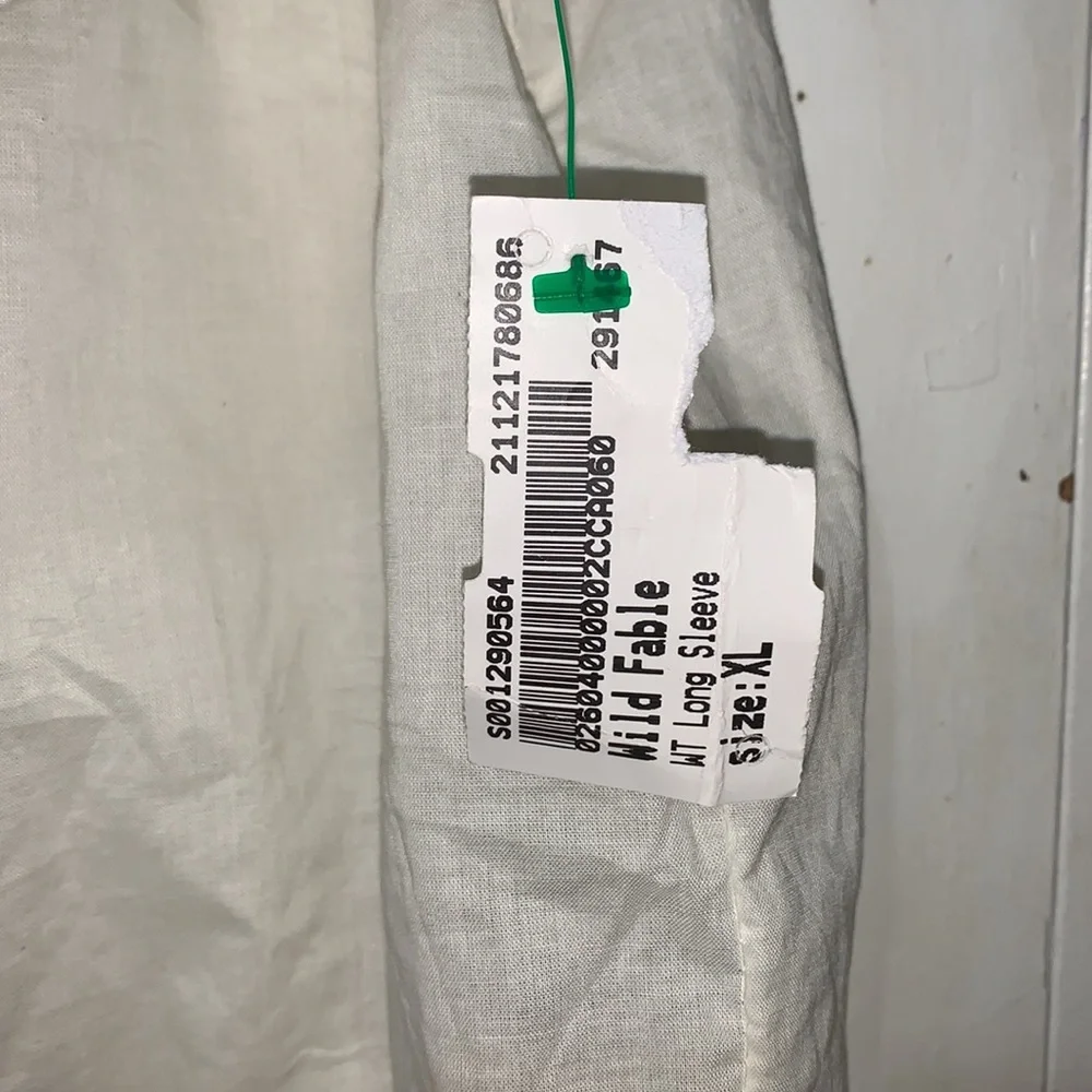 Wild Fable cream long sleeve crop top - Picture 3 of 4